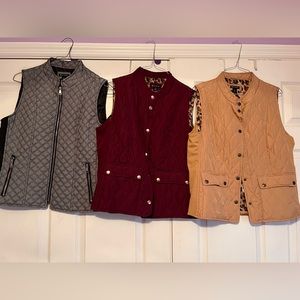 Lot of 3 puff vest 1 zip, 2 snap up